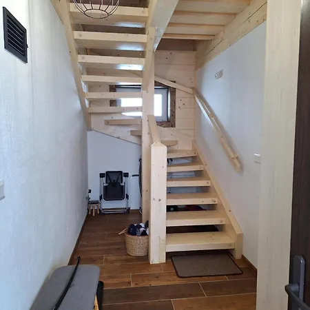 Do Zlatneho * Terchová