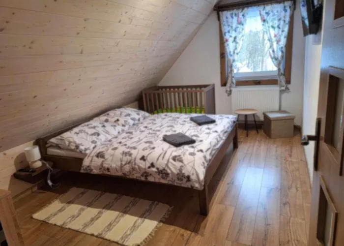 Do Zlatneho Casa de Férias